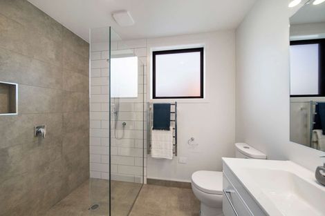 Photo of property in 6b Dey Street, Mosgiel, 9024