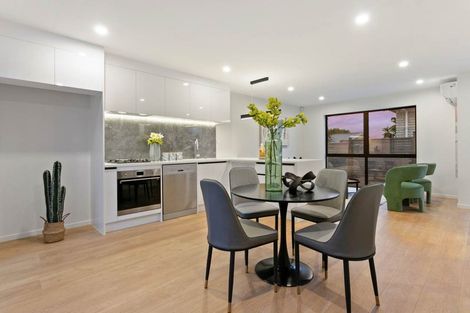 Photo of property in 1c Valron Road, Te Atatu South, Auckland, 0602