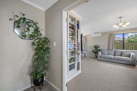 Photo of property in 56 Cabeleigh Drive, Helensville, 0800