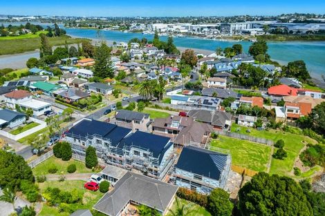 Photo of property in 39 Millen Avenue, Pakuranga, Auckland, 2010