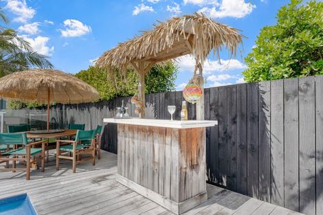 Photo of property in 105 Ladies Mile, Manly, Whangaparaoa, 0930