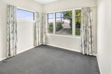 Photo of property in 233 Cambridge Road, Hillcrest, Hamilton, 3216