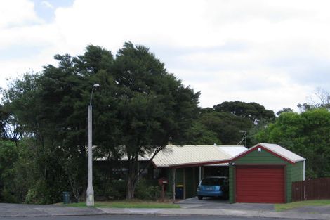 Photo of property in 18 Thistledew Place, Bayview, Auckland, 0629