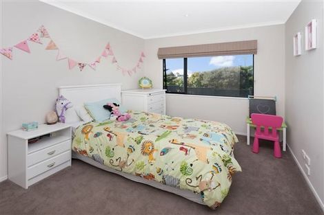 Photo of property in 5 Kalgan Place, Burswood, Auckland, 2013
