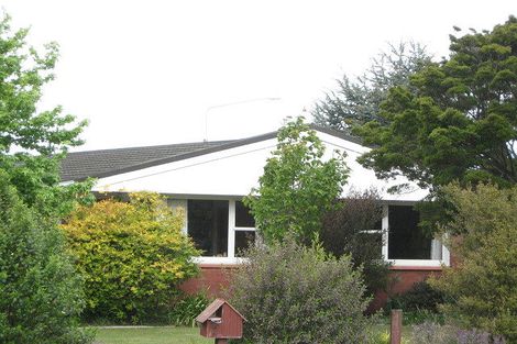 Photo of property in 2 Freebairn Street, Redwood, Christchurch, 8051
