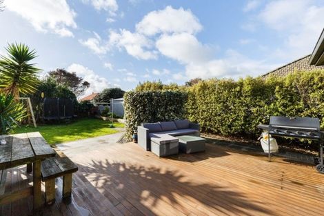 Photo of property in 3 Wharenui Terrace, Roslyn, Palmerston North, 4414