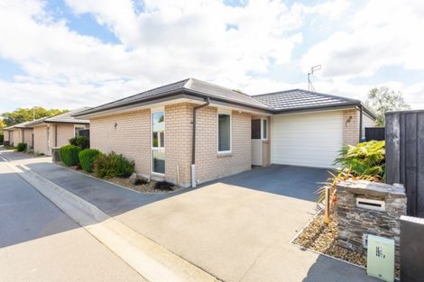 Photo of property in 4/5 Kennedys Bush Road, Halswell, Christchurch, 8025