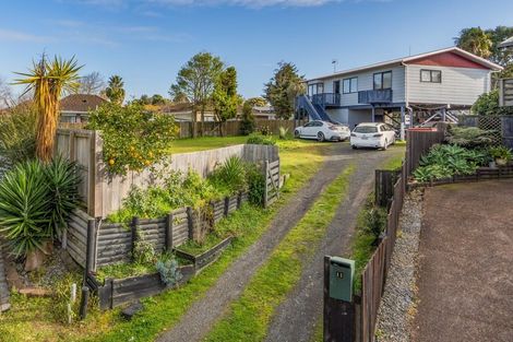 Photo of property in 11 Kaanapali Place, Wattle Downs, Auckland, 2103