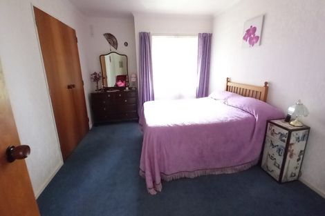 Photo of property in 6 Linda Place, Saint Johns Hill, Whanganui, 4501