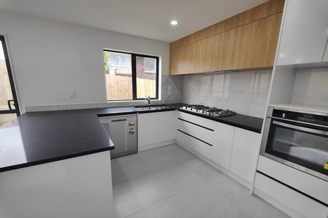 Photo of property in 91a Glenmore Road, Sunnyhills, Auckland, 2010