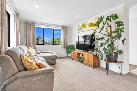 Photo of property in 10 Clanfield Way, Rolleston, 7615