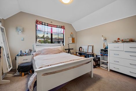 Photo of property in 2/97 Matipo Road, Mairangi Bay, Auckland, 0630