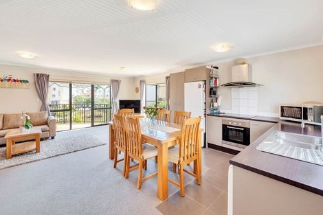 Photo of property in St Claire Village, 233/172 Mcleod Road, Te Atatu South, Auckland, 0610