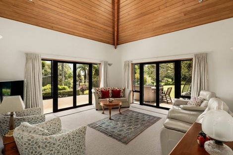 Photo of property in 42 Walker Road West, Aongatete, 3178