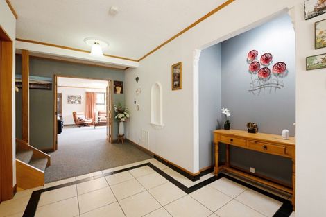 Photo of property in 11 Hurunui Street, Waikanae, 5036