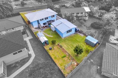 Photo of property in 19 Glendene Avenue, Glendene, Auckland, 0602