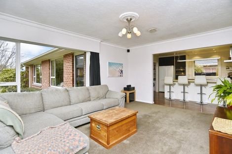 Photo of property in 57 Liverton Crescent, Bishopdale, Christchurch, 8053