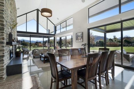 Photo of property in 14 Waimana Place, Wanaka, 9305