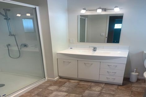 Photo of property in 100 Barry Avenue, Cromwell, 9310