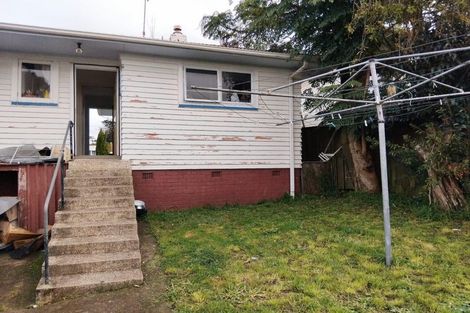 Photo of property in 16 Thompson Terrace, Manurewa, Auckland, 2102