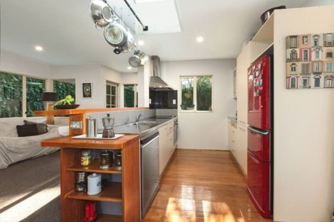 Photo of property in 8a Cullen Place, Tawa, Wellington, 5028