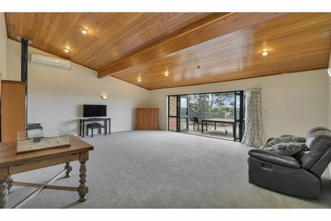 Photo of property in 125 Alf Access Road, Helensville, 0875