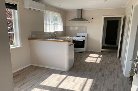 Photo of property in 8 Matangi Terrace, Snells Beach, 0920