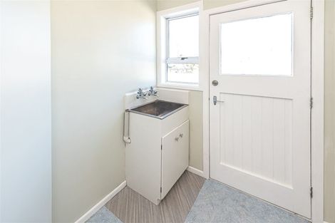 Photo of property in 33 Hood Street, Castlecliff, Whanganui, 4501