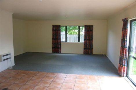 Photo of property in 44 Stewart Crescent, Hokowhitu, Palmerston North, 4410