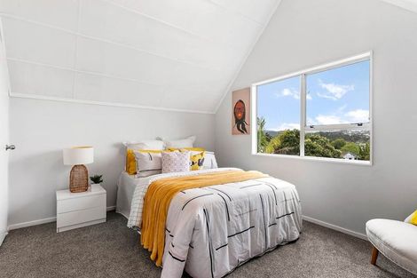 Photo of property in 3 Imperial Place, Henderson, Auckland, 0612