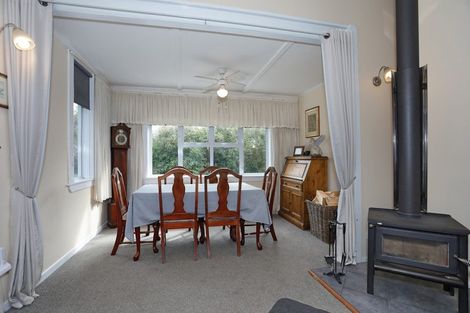 Photo of property in 16 Lyon Street, Marton, 4710