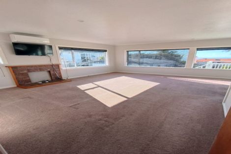 Photo of property in 1/57 Deep Creek Road, Waiake, Auckland, 0630