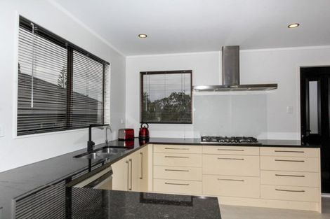 Photo of property in 10 Antonia Place, Bell Block, New Plymouth, 4312
