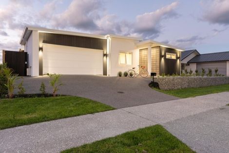 Photo of property in 41 Montiicola Drive, Papamoa Beach, Papamoa, 3118