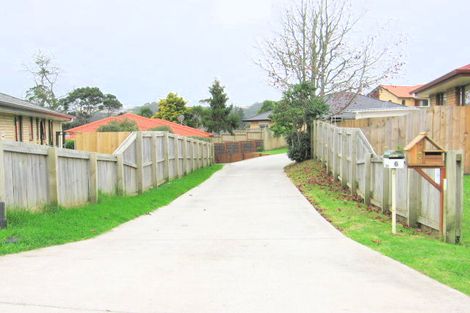 Photo of property in 8 Louvain Place, Greenhithe, Auckland, 0632