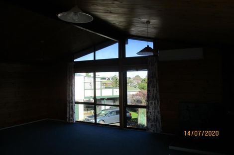 Photo of property in 21 Weggery Drive, Waikanae Beach, Waikanae, 5036