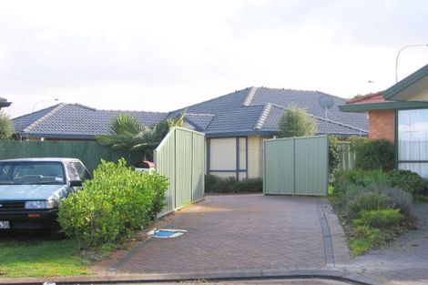 Photo of property in 6 Campile Close, East Tamaki, Auckland, 2016