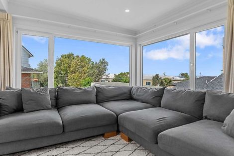 Photo of property in 3/175 Birkenhead Avenue, Birkenhead, Auckland, 0626