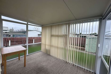 Photo of property in 7 Huia Place, Levin, 5510