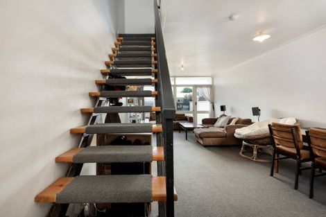 Photo of property in 1/66 Golf Road, Mount Maunganui, 3116