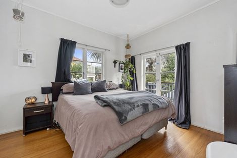 Photo of property in 36 Forest Lake Road, Forest Lake, Hamilton, 3200