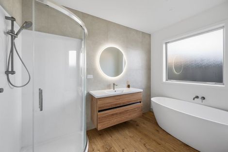 Photo of property in 17 Rangataiki Place, Te Awa, Napier, 4110