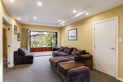 Photo of property in 16 Cranwell Place, Hillcrest, Hamilton, 3216