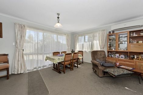 Photo of property in 8 Ruske Place, Grandview Heights, Hamilton, 3200