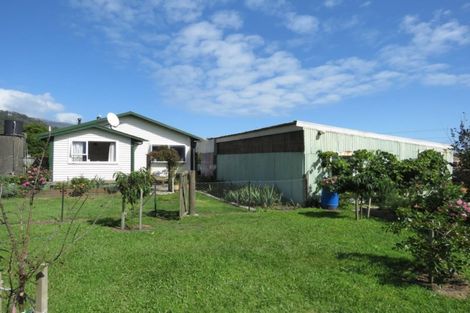 Photo of property in 7 Greenfield Street, Hector, 7822