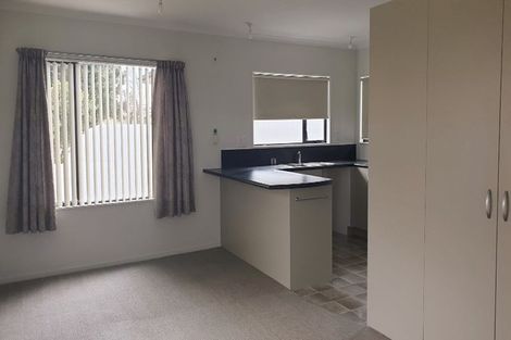 Photo of property in 211 Taradale Road, Pirimai, Napier, 4112