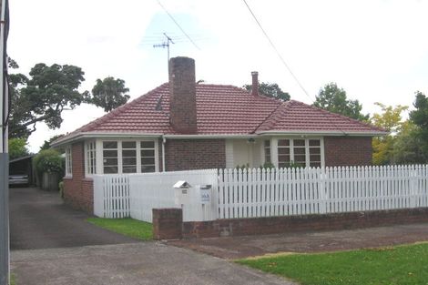 Photo of property in 16a Nolan Road, Greenlane, Auckland, 1051