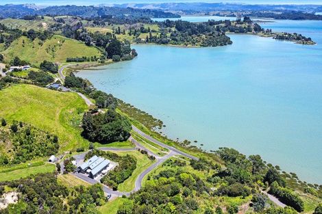 Photo of property in 8 Ohiwa Cove Rise, Waiotahe, Opotiki, 3198