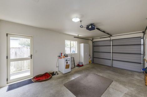 Photo of property in 2a Belfast Place, Roslyn, Palmerston North, 4414
