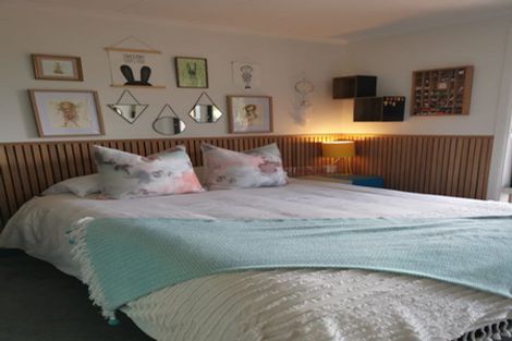 Photo of property in 263 Mount Pleasant Road, Mount Pleasant, Christchurch, 8081